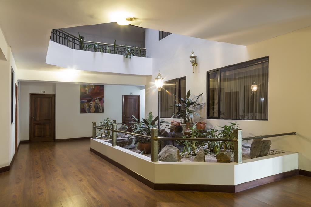 Hotel Libertador Loja Exterior photo