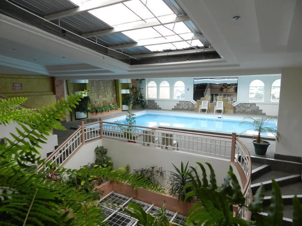 Hotel Libertador Loja Exterior photo